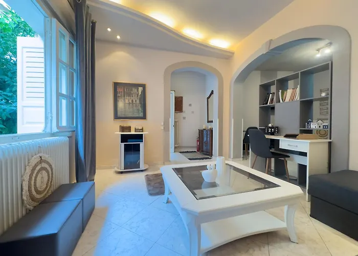 Apartamento The Hidden Loft In Town Volos