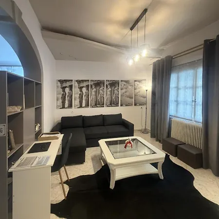 Διαμέρισμα The Hidden Loft In Town *